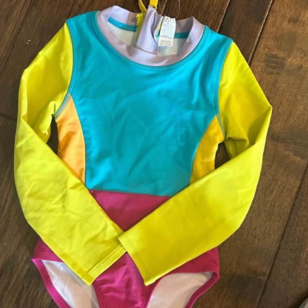 4T SwimZip surf suit